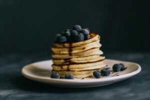 pancakes with blueberries